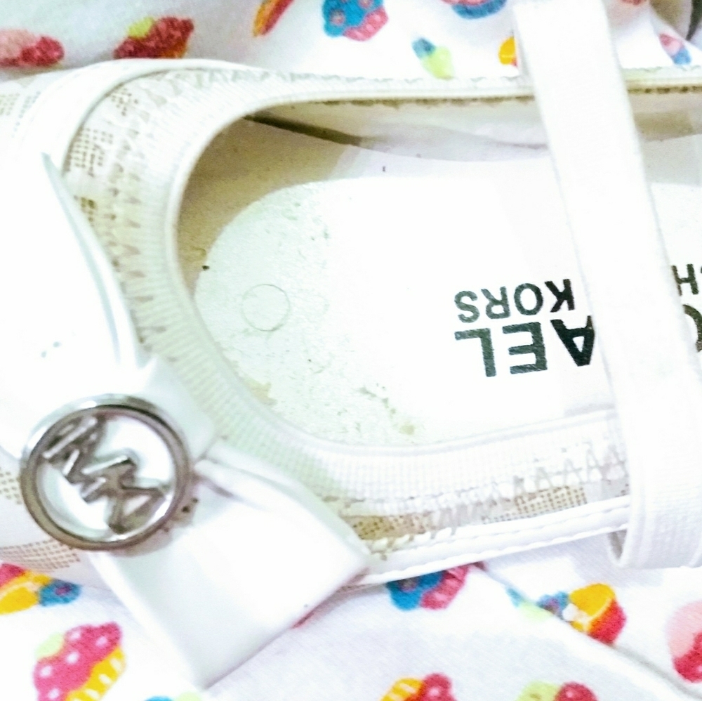 Size 5 little girls Michael Kors Flats